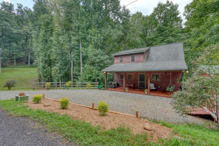 Property Photo:  43 Melton Dr.  GA 30512 