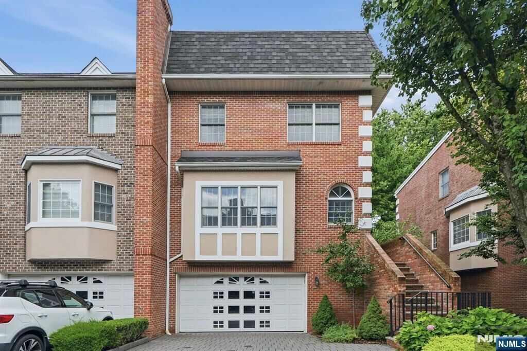 Property Photo: 156 Stonegate Trail NJ 07626
