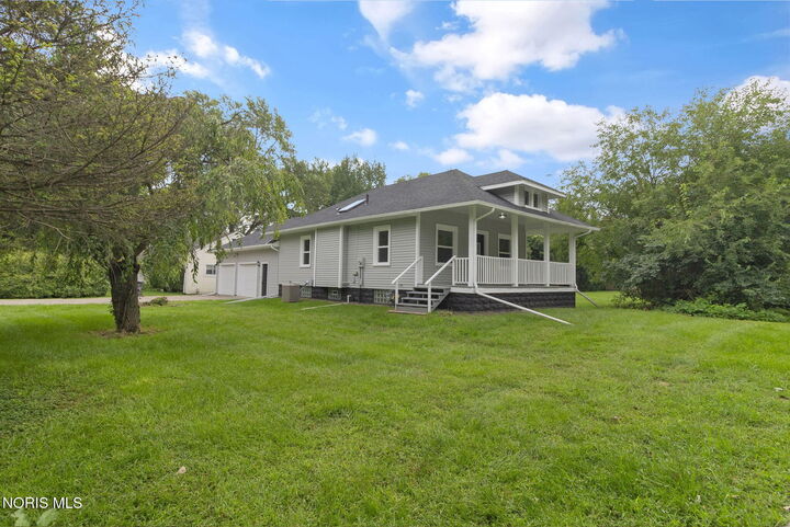 Property Photo:  5887 Globe Avenue  OH 43615 