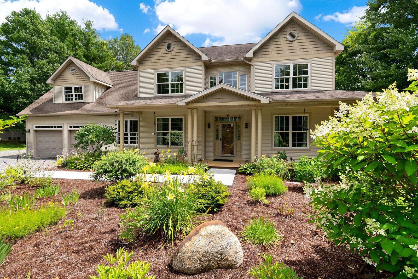 Property Photo:  3-5 Edgewater Terrace  VT 05468 