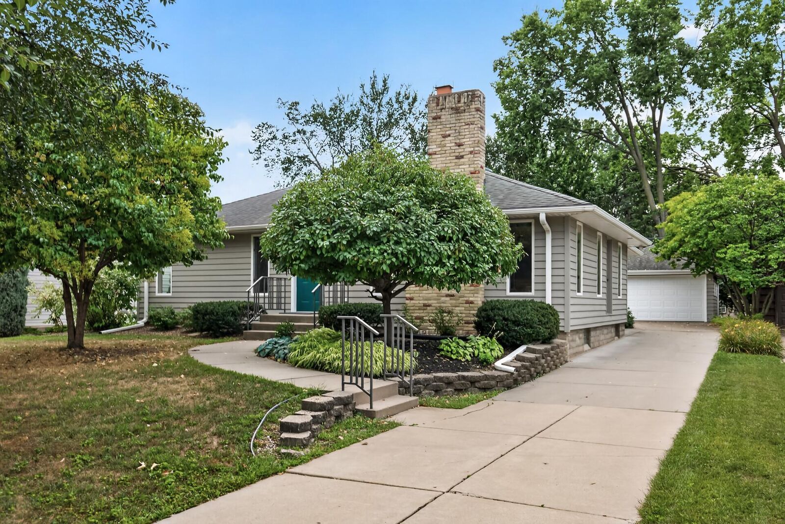 Property Photo: 1796 Beechwood Avenue MN 55116