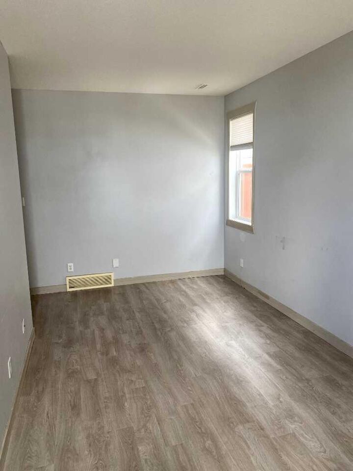 Property Photo:  3918 Sundance Road 2  AB T0L 0V2 
