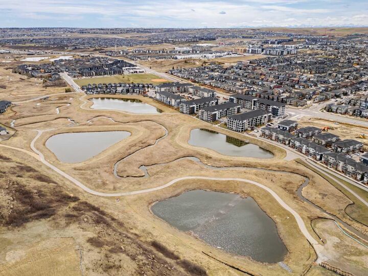 Property Photo:  15 Sage Meadows Landing NW 6215  AB T3P 1E5 
