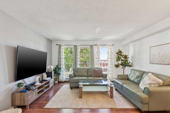 Property Photo:  1113 37 Street SW 306  AB T3C 1S5 