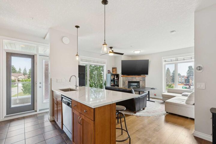 Photo de la propriété:  2 Hemlock Crescent SW 311  AB T3C 2Z1 