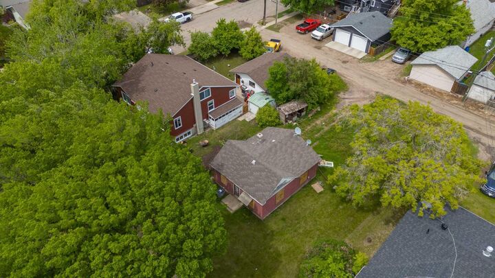 Property Photo:  4732 47 Street  SK S9V 0K1 