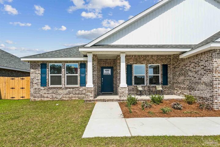 Property Photo:  7527 Hatteras Dr  FL 32566 