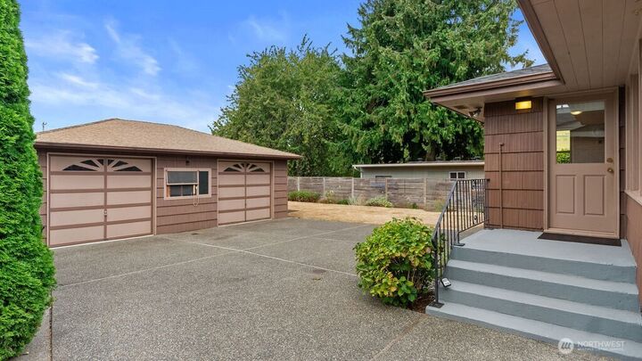 Property Photo: 9533 14th Avenue NW WA 98117