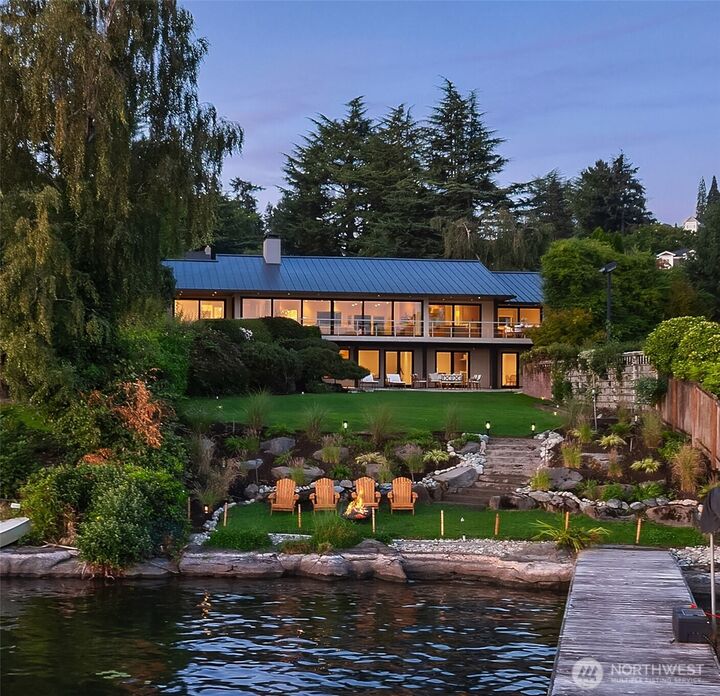 Property Photo: 3517 43rd Avenue NE WA 98105