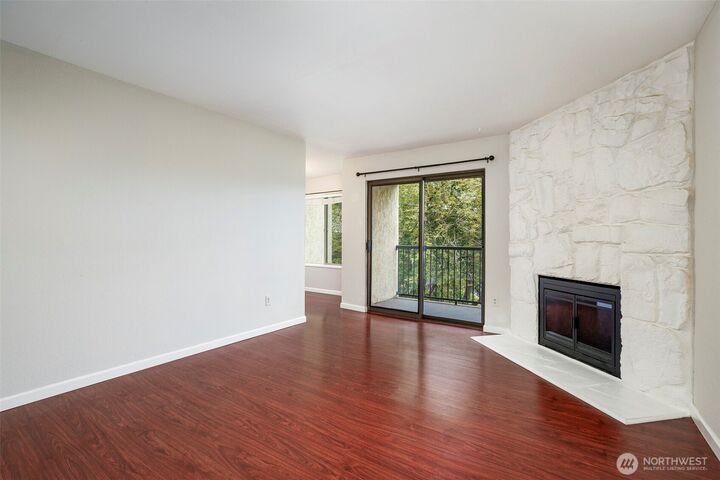 Property Photo:  14509  127th Lane NE N-39  WA 98034 