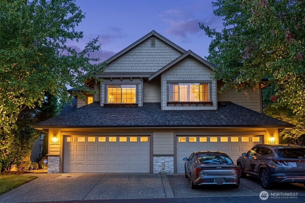 Property Photo: 13824 N Creek Drive 1001 WA 98012
