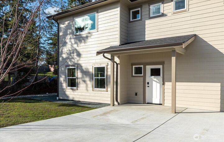 Property Photo: 205 NE Third Street WA 98239
