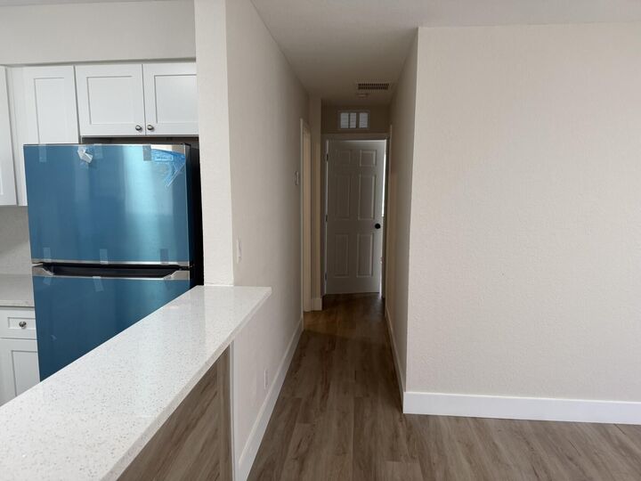 Property Photo:  2723 Griffin Road 2  FL 33312 
