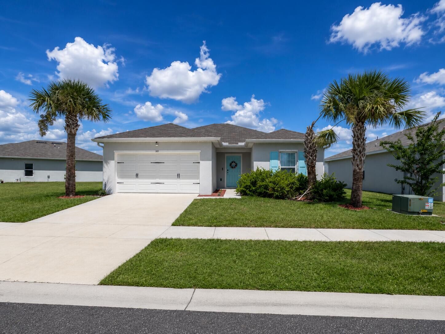 Property Photo:  103 Pummelo Place  FL 34981 