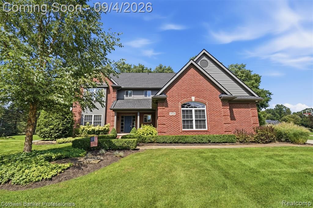 Property Photo:  1928 Tranquil Court  MI 48390 