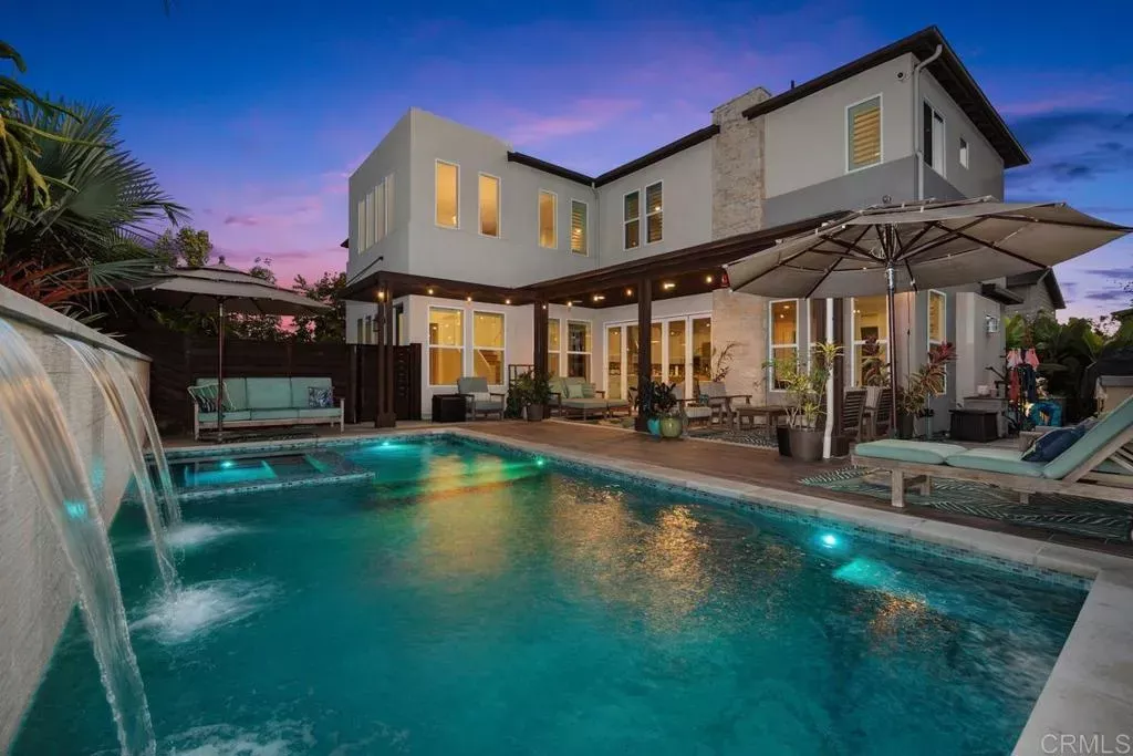 Property Photo:  715 Adelaide Circle  CA 92024 