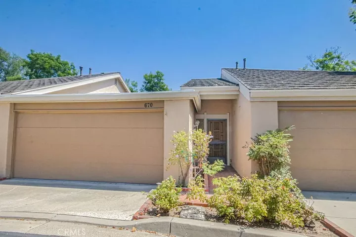 Property Photo:  670 W Glenwood  CA 92832 