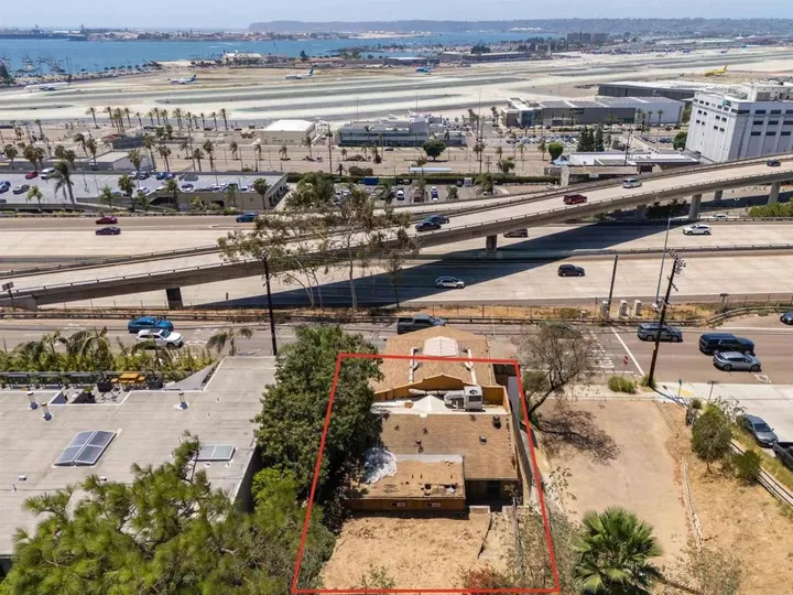 Property Photo:  3055 India  CA 92103 