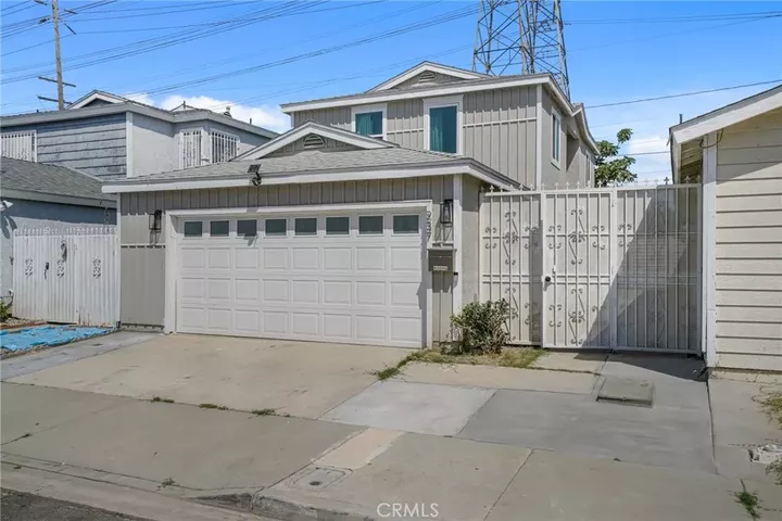 Property Photo: 237 Orleans CA 90805