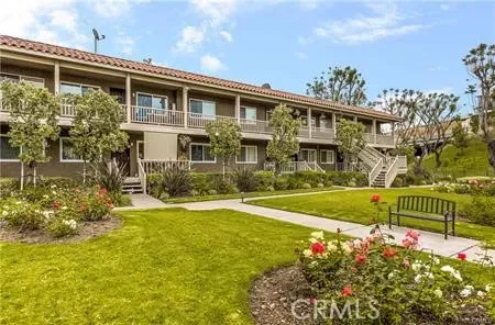 Property Photo:  611 La Veta Park Cir 127  CA 92868 
