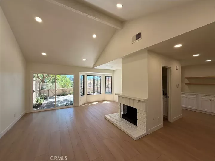 Property Photo:  18 Clover Hill Lane 115  CA 92653 