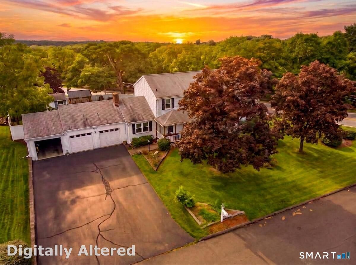 Property Photo:  13 Sunset Ridge  CT 06067 