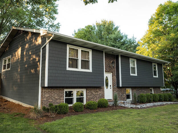 Property Photo:  25597 Cornelius Drive  VA 24211 