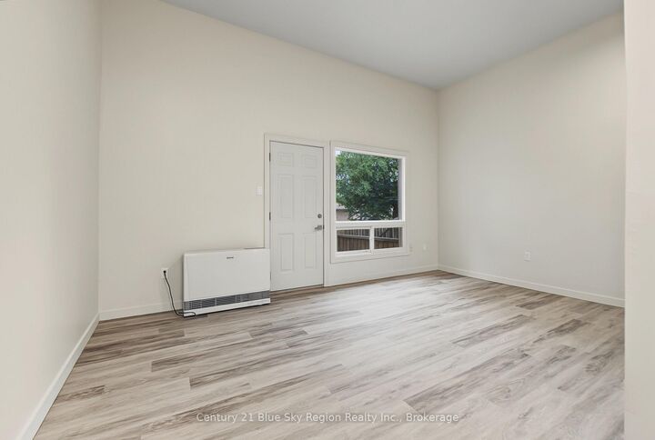 Photo de la propriété:  644 Lakeshore Drive 24  ON P1A 3N6 