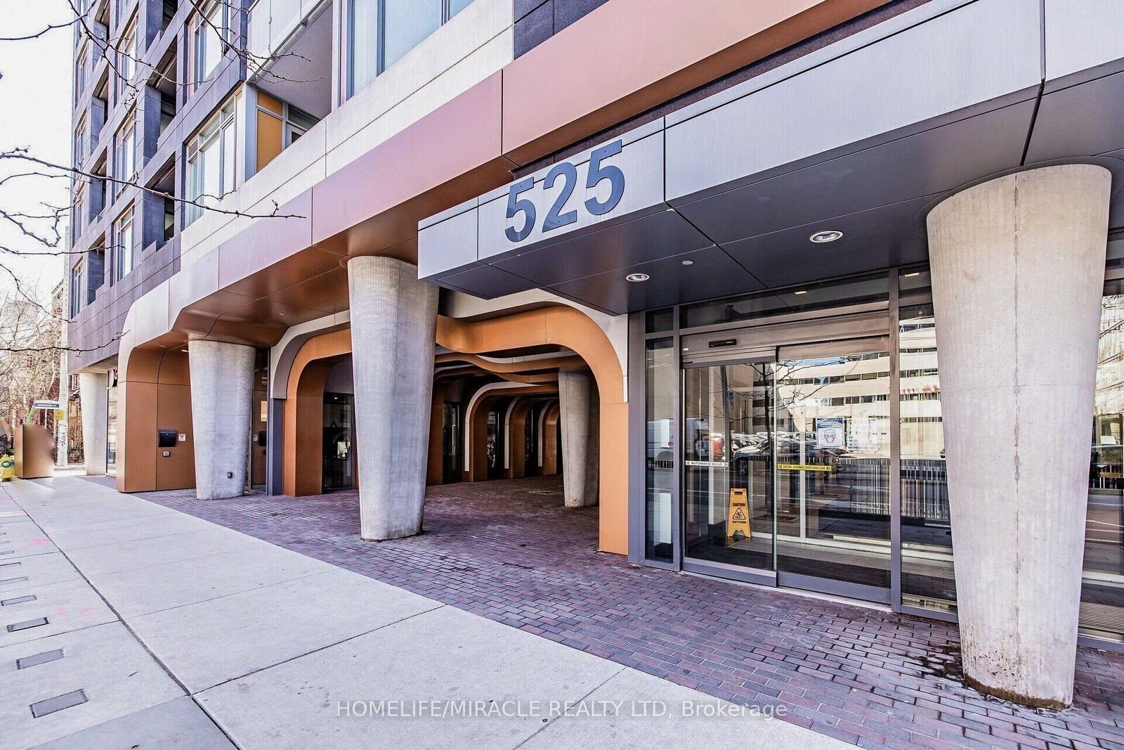 Property Photo:  525 Adelaide Street 501  ON M5V 0N7 