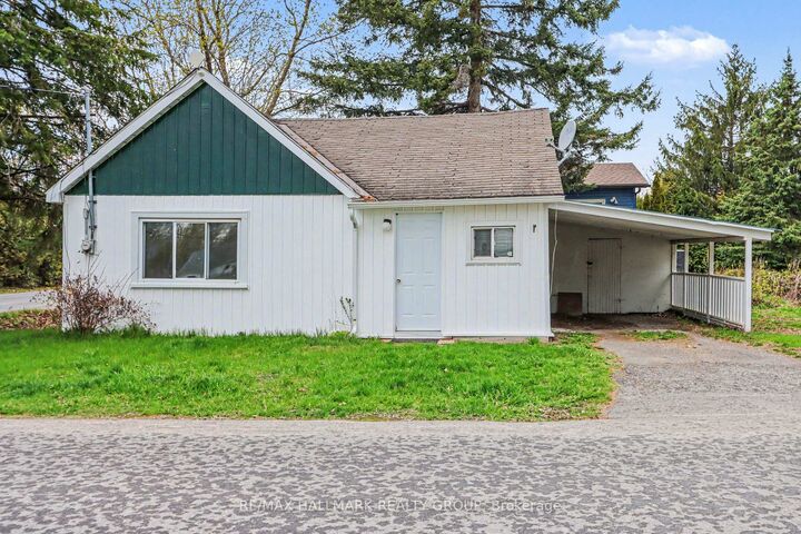 Property Photo:  201 George Street E  ON K0G 1J0 