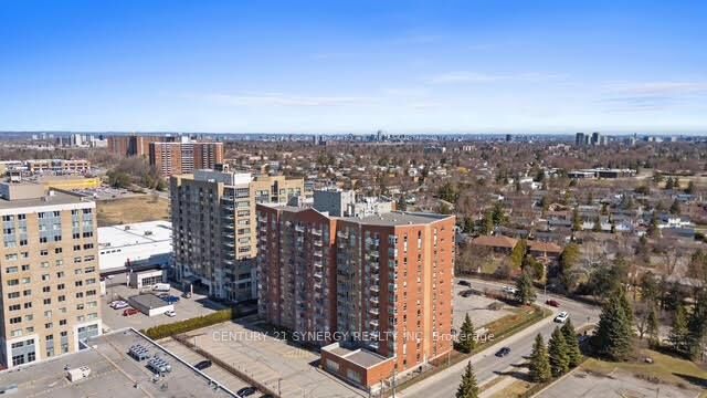 Property Photo:  120 Grant Carman Drive 909  ON K2E 1C8 
