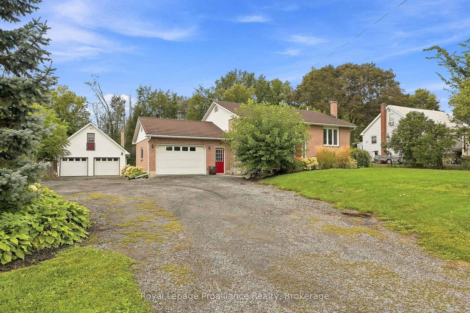 Property Photo:  131 Ashley Street  ON K0K 2B0 