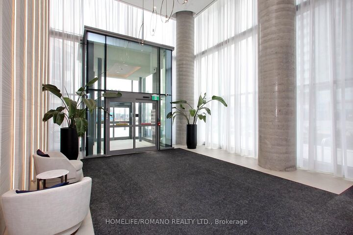 Property Photo:  7890 Jane Street 1507  ON L4K 0A9 