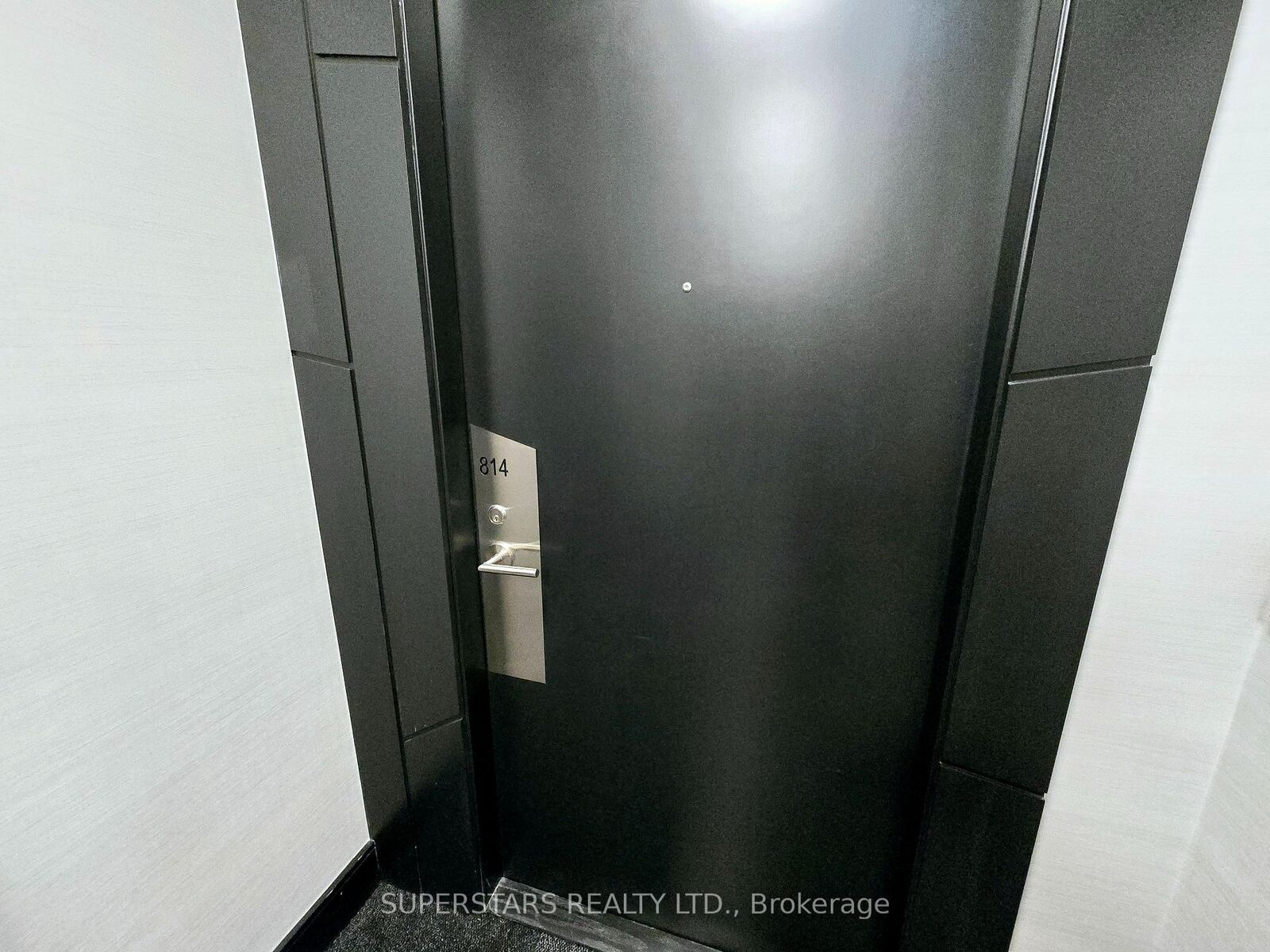 Property Photo:  50 Dunfield Avenue 814  ON M4S 0E4 