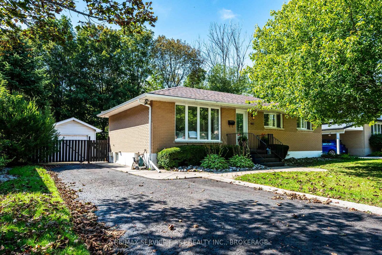 Property Photo:  447 McEwen Drive  ON K7M 3W6 