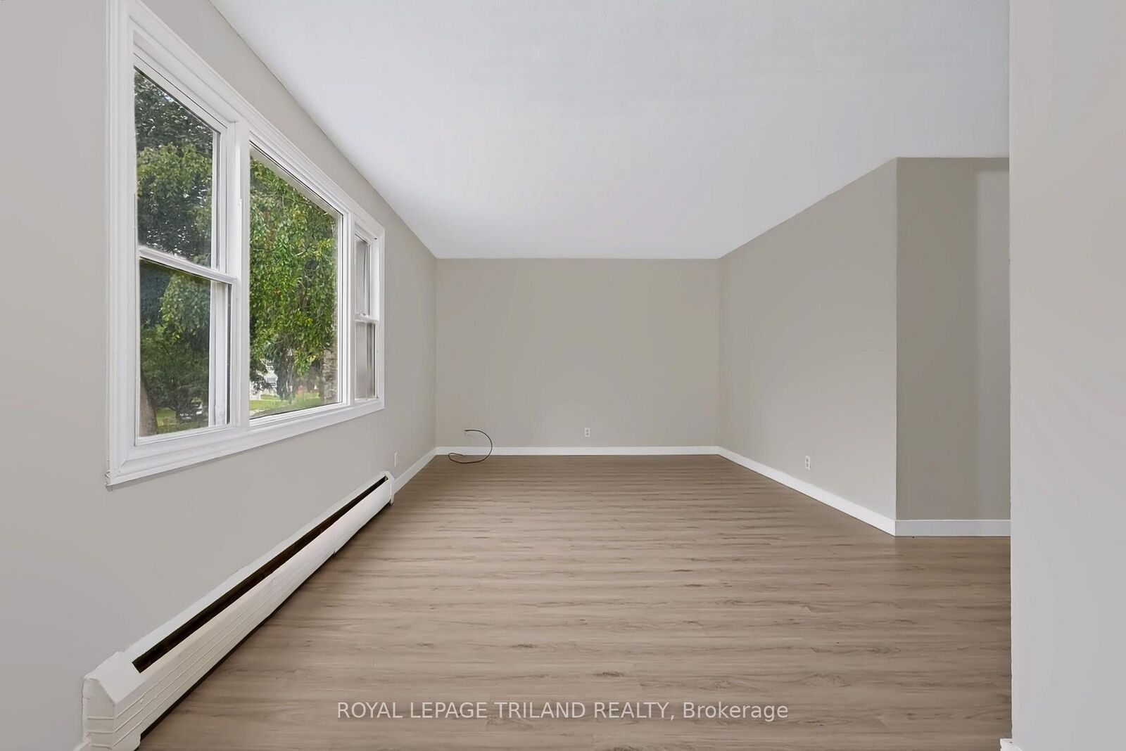 Property Photo:  1566 Allen Place 1  ON N5W 2V8 
