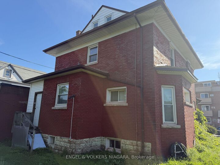 Property Photo:  4689 Crysler Avenue  ON L2E 3V7 