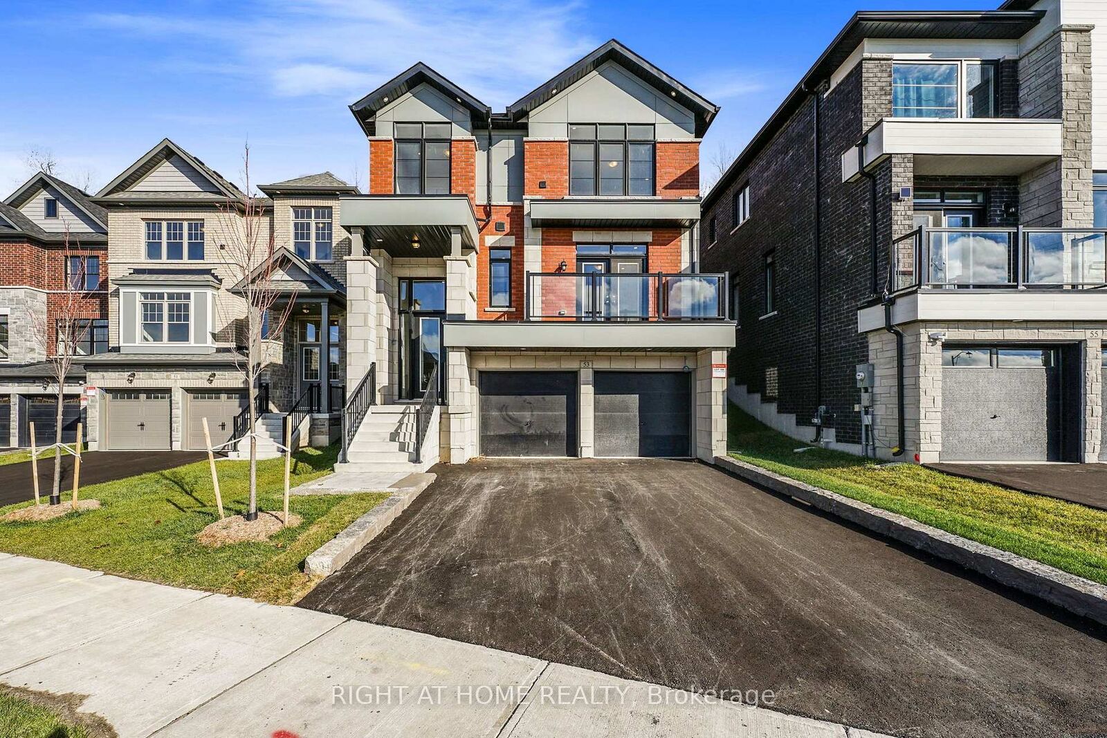 Property Photo:  53 Bearberry Road  ON L9X 2E1 