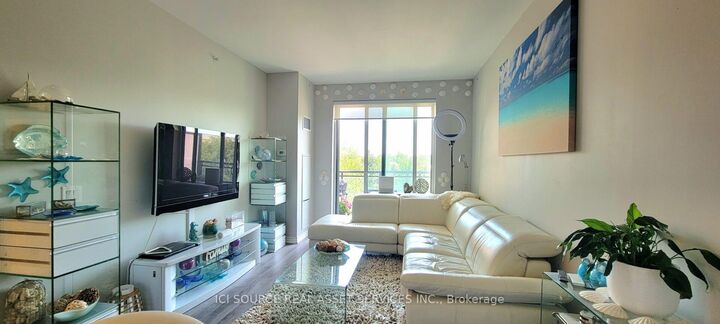 Property Photo:  11611 Yonge Street 301  ON L4E 1G2 