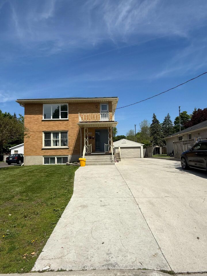 Property Photo:  228 Burnside Drive 3  ON N5V 1B9 