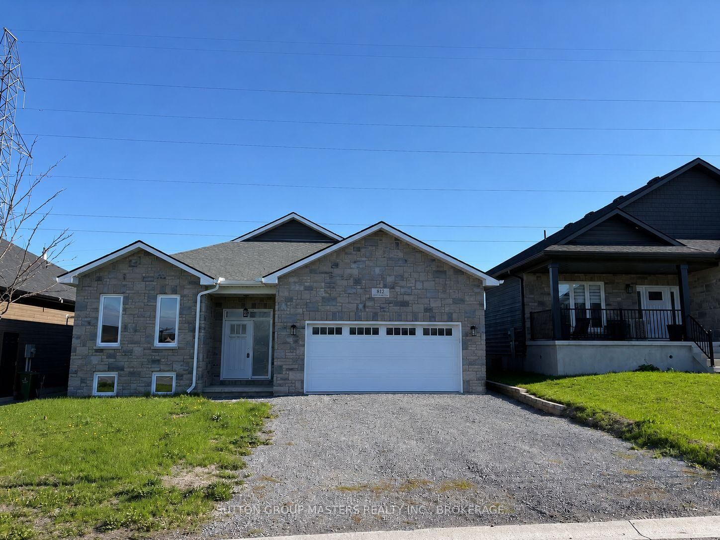 Property Photo:  812 Windermere Drive  ON K7P 0N5 