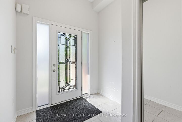 Property Photo:  65 Northwest Passage N/A  ON L4A 0T2 