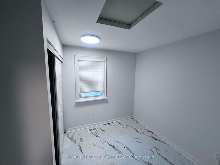 Property Photo:  31 Orchard Street Unit 1  ON N6J 2R4 