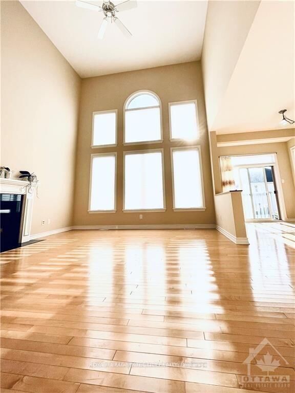 Property Photo:  195 Keyrock Drive  ON K2T 0A9 