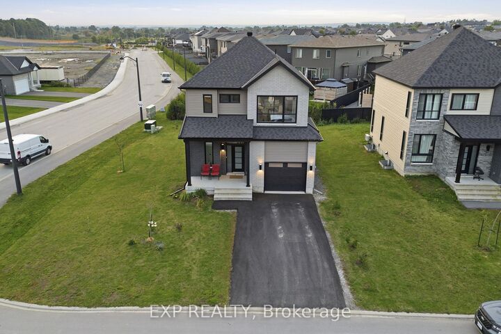 Property Photo:  99 Rutile Street  ON K4K 0M9 