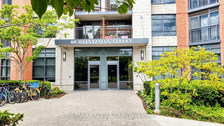 Property Photo: 60 Heintzman Street 1132 ON M6P 5A1