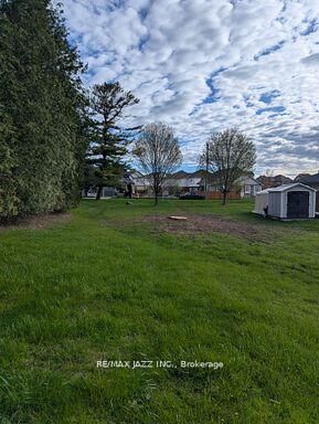 Photo de la propriété:  396 North Scugog Court  ON L1C 6T1 