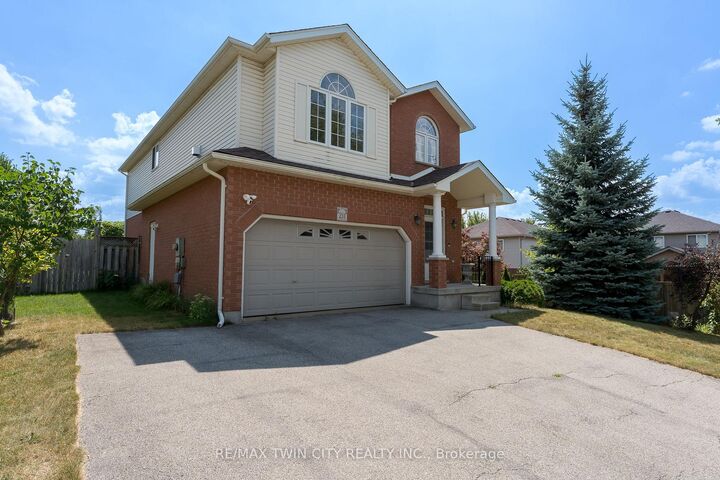 Property Photo:  211 Sleaford Street  ON N2J 4Z8 