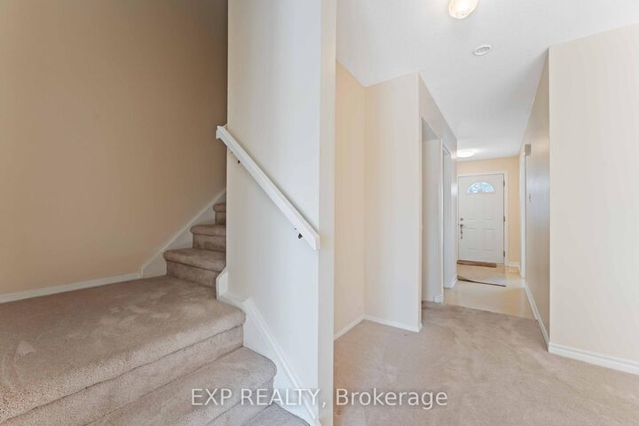 Property Photo:  820 Cahill Drive W 38  ON K1V 9K4 