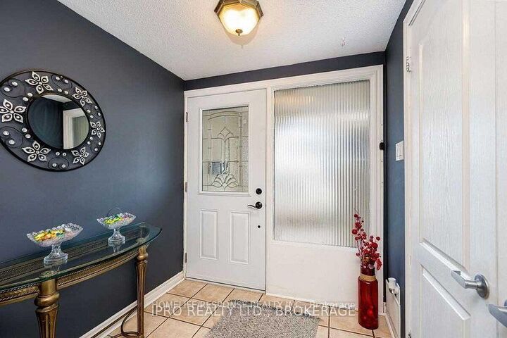 Property Photo:  6679 Shelter Bay Road 46  ON L5N 2A2 